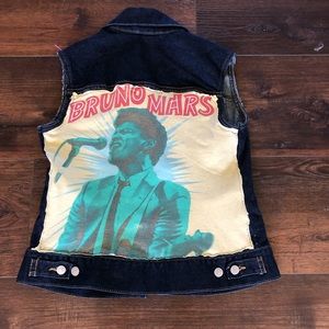 Bruno Mars Levi Button Up Vest Small/Medium NWOT